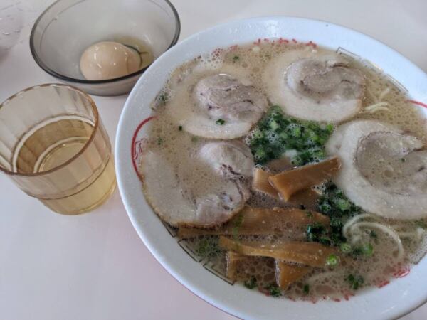 満腹ラーメンと煮卵